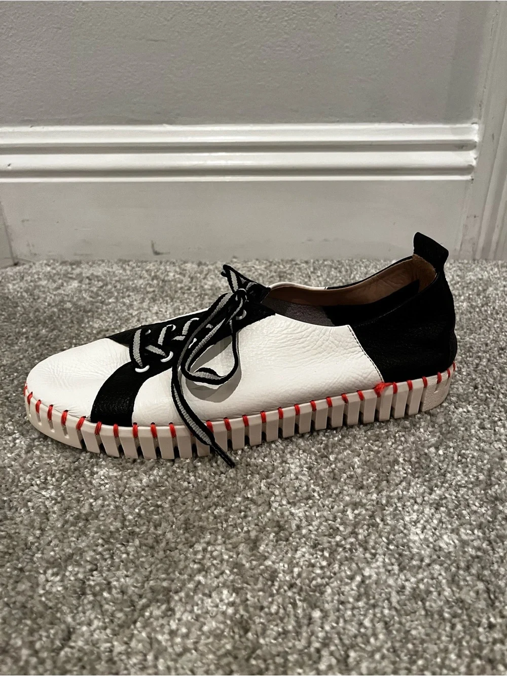 White and Black Leather Lace-Up Sneaker